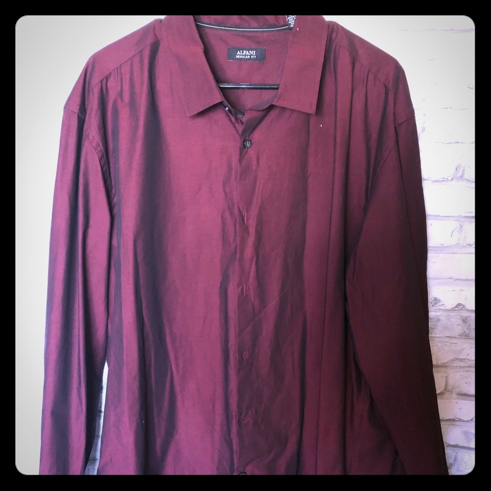 Men’s long sleeve button down
